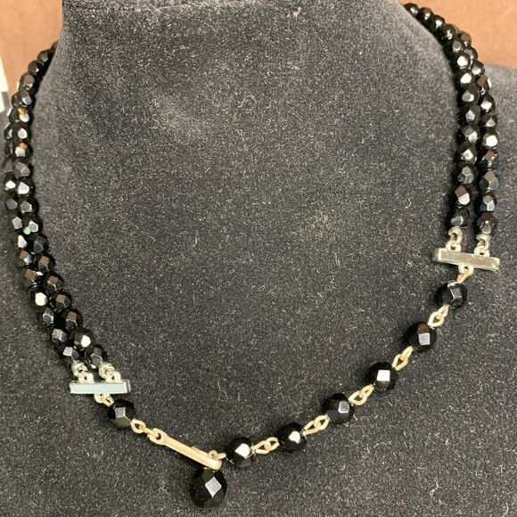 Double strand Black Crystal Necklace, in Silver tone, Vintage - Picture 2 of 5